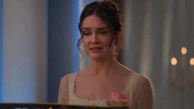 But if there's one thing
I learned this weekend, - Paging Mr. Darcy