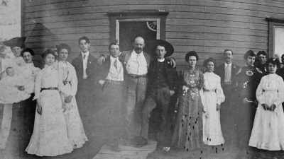 But they were committed at the same time
to seeing a thriving community - Jews of the Wild West