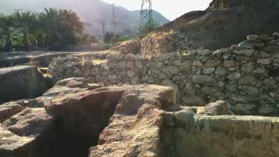 But when they started digging this site, - Ancient Engineering