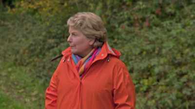 But they're just going...
SPITS LOUDLY - Extraordinary Escapes with Sandi Toksvig