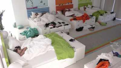 But someone thoughtfully
put her bed - Love Island
