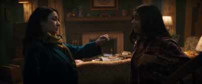 But this time, you see
that you come back through the door. - Ms. Marvel