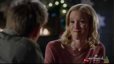But, they understand that I'm working. - Road to Christmas