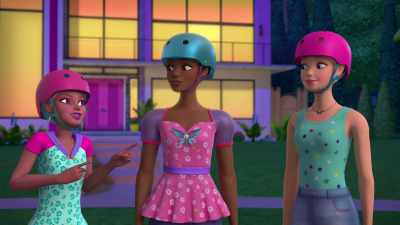 But it wasn't magic.
[laughing] - Barbie: A Touch of Magic