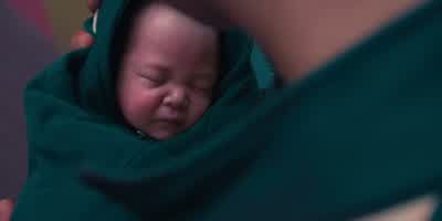 But watching her grow upafter she was born... - Squid Game