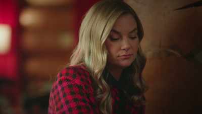 But you went to New York to
write plays and get published. - Unwrapping Christmas: Olivia's Reunion