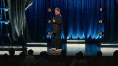 But what I'm saying is-
[audience laughing] - Craig Ferguson: I'm So Happy