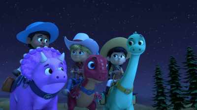 But what if there's
a spook-asaurus out there? - Dino Ranch