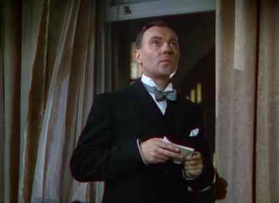 But why should he try to rob me? - The Four Feathers