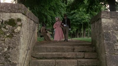 But why Why do the police want to arrest them - Les Miserables