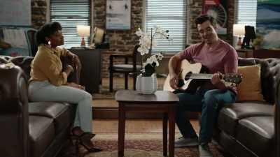 ♪ But you will always
be my best friend ♪ - Falling in Love in Niagara
