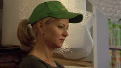But with his presence
known in the restaurant, - Bad Vegan: Fame. Fraud. Fugitives.