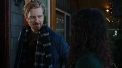 - But he wouldn't just like
not show up, right (laughs)? - Magic in Mistletoe