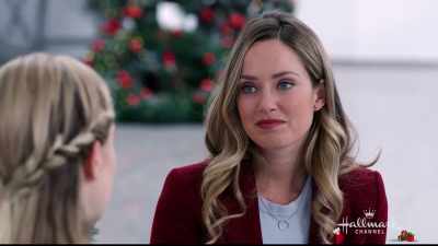 But you and Alex want
the same things... - Christmas at the Palace