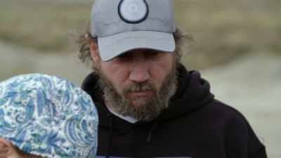 But if you stare
right at that shadow... - Jack Osbourne's Night of Terror: UFOs