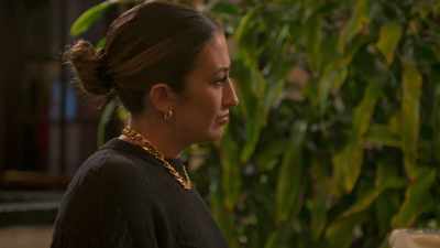 But if you would ask me now,
if she was standing here, - Buying Beverly Hills