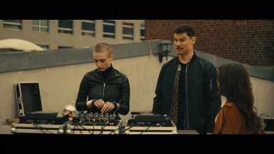 But as your friend, blow
the freaking windows - Pitch Perfect: Bumper in Berlin