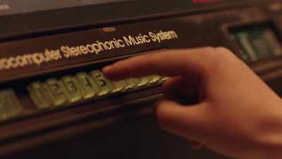 (buttons clicking) - Moonshine
