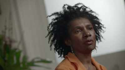 Buzele tale sunt prea mari,
nasul e prea mic. - Donyale Luna: Supermodel