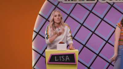 (buzzer blares)
(Lisa growls harshly) - Make Some Noise