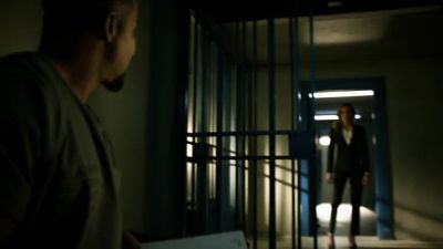 [BUZZER, DOOR UNLOCKS] - Arrow