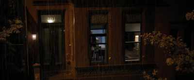 -[buzzer rings]
-[gasps] - The Woman in the Window