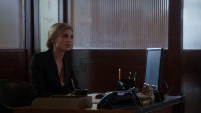 - [buzzer]
- Send him in. - Chicago Fire