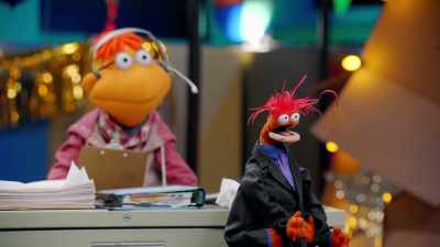 (BUZZER SOUNDS) - Muppets Now