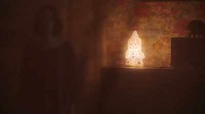 -[buzzing]
-[faint ghostly echo] - Things Heard &amp; Seen