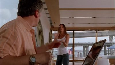 [ Buzzing ]
Here you go. - Burn Notice