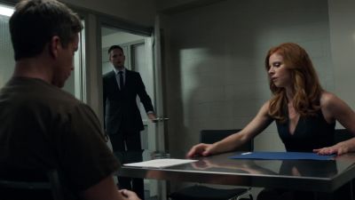(BUZZING) - Suits