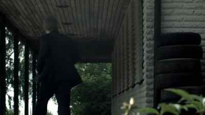 (BUZZING) - Wallander