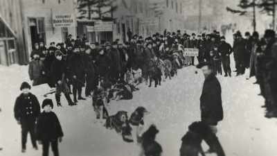By 1898, Skagway's population
had risen to 8,000 - Secrets of the Railways
