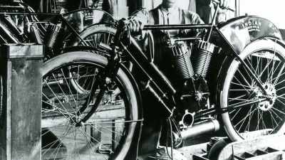 By 1907, Indians
showstopping V‐twin engine - The Machines That Built America
