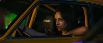 " by Daddy Yankee Myke Towers playing] ♪ A ella le gusta la gasolina ♪ Dame más gasolina... - Fast X