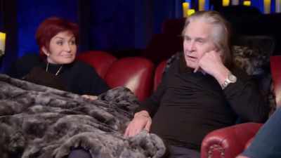 - By gosh, you've got it.
- Yeah, it could be. - The Osbournes Want to Believe