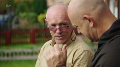 By Norman Greenbaum - Britain's Tiger Kings - On the Trail with Ross Kemp