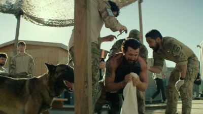 By the time that they
pull all this frag out, - SEAL Team