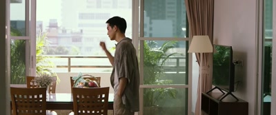 By the way, you speak
Korean really well. - The Childe