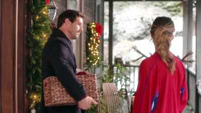 ‐Bye, Amalie!
‐Bye, Marty. - Christmas Love Letter