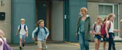 - Bye bye.
- Bye. - Vivarium