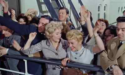 - Bye.
- Bye. - Carry on Cruising
