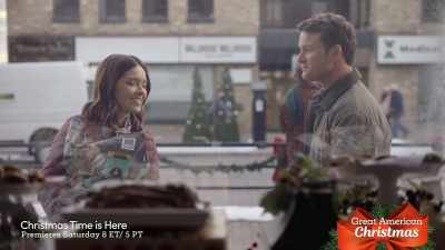 - Bye, Kaelynn. Call me if you need anything.
- Actually, I did. - The Great Christmas Switch