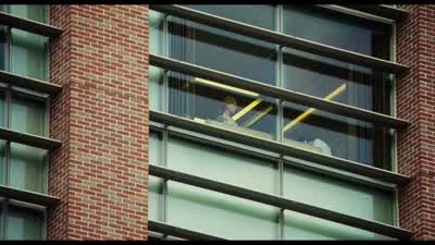Bye. Mom, I'm going over to the window. Oh! No. - The Killing of a Sacred Deer