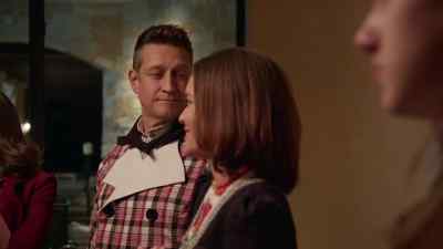 Bye, Moms.
Bye. Take care, honey. - Good Trouble