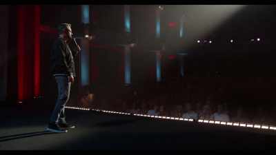 Ça devrait suffire." - Nate Bargatze: The Tennessee Kid