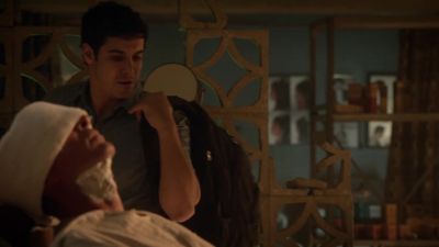 Cabe disengaged Ernesto. - Scorpion