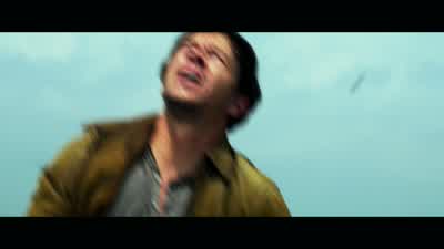 Cade, warn the autobots! - Transformers: Age of Extinction