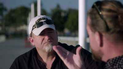 Cahill is the
first eyewitness to describe - Unidentified: Inside America's UFO Investigation