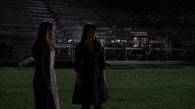 Caitlin, close your eyes. - Ghost Whisperer